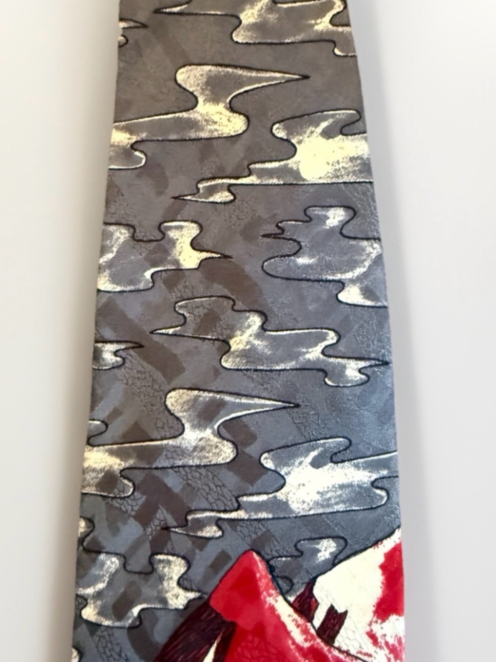 Vintage Looney Tunes Sylvester Silk Tie Fishing Novelty 1992 View 3